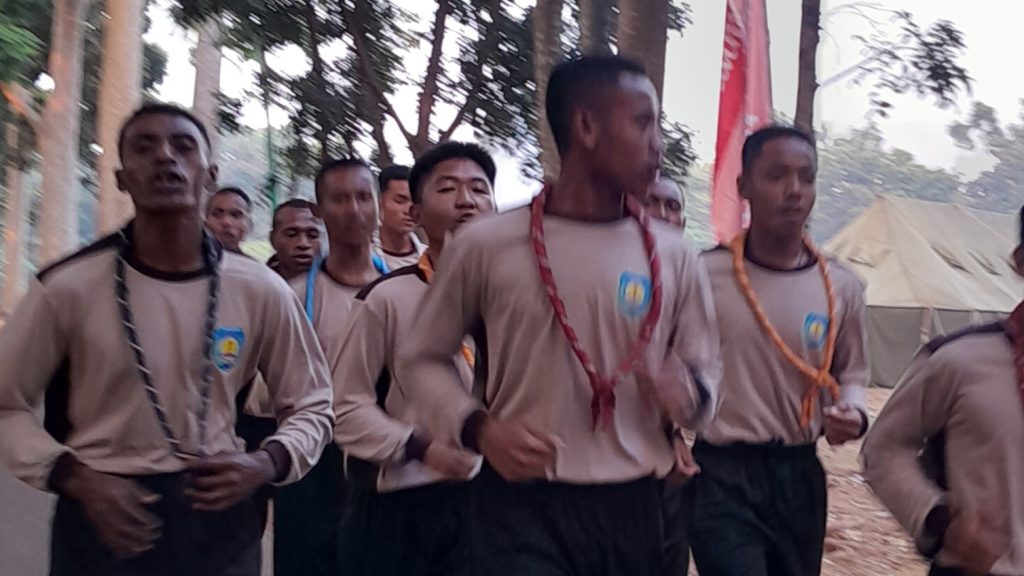 Semangat Peserta Rainas Di Pagi Hari Tunjukan Kekompakan