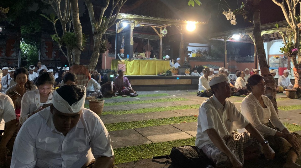 Kontingen Kwarda Bali Sembahyang Bersama Mohon Kelancaran Raimuna Nasional XII